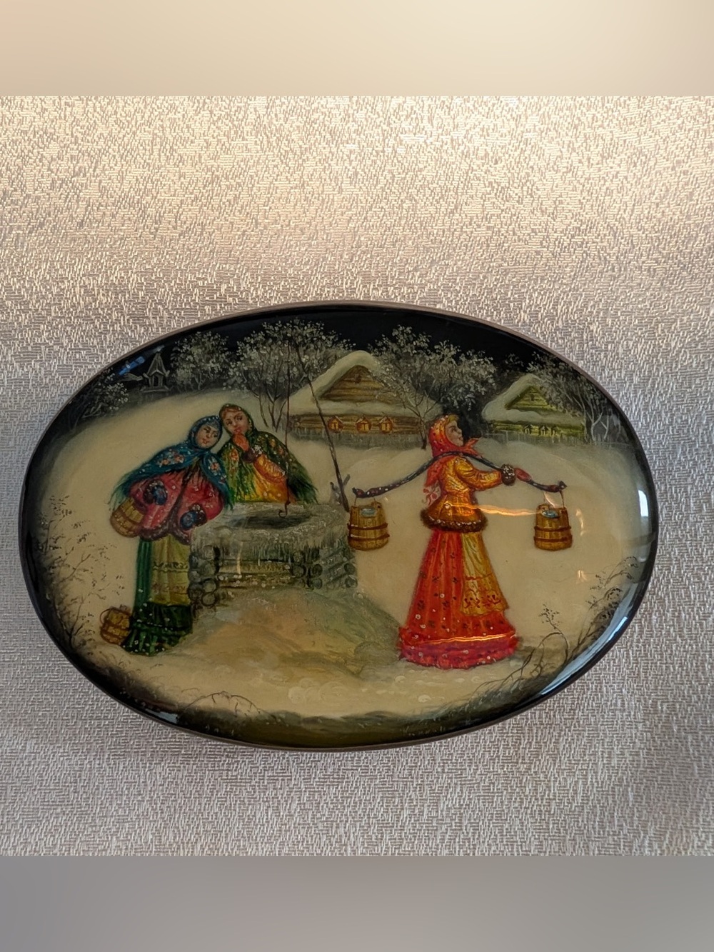 Vintage Russian collectible laquer box for jewelry